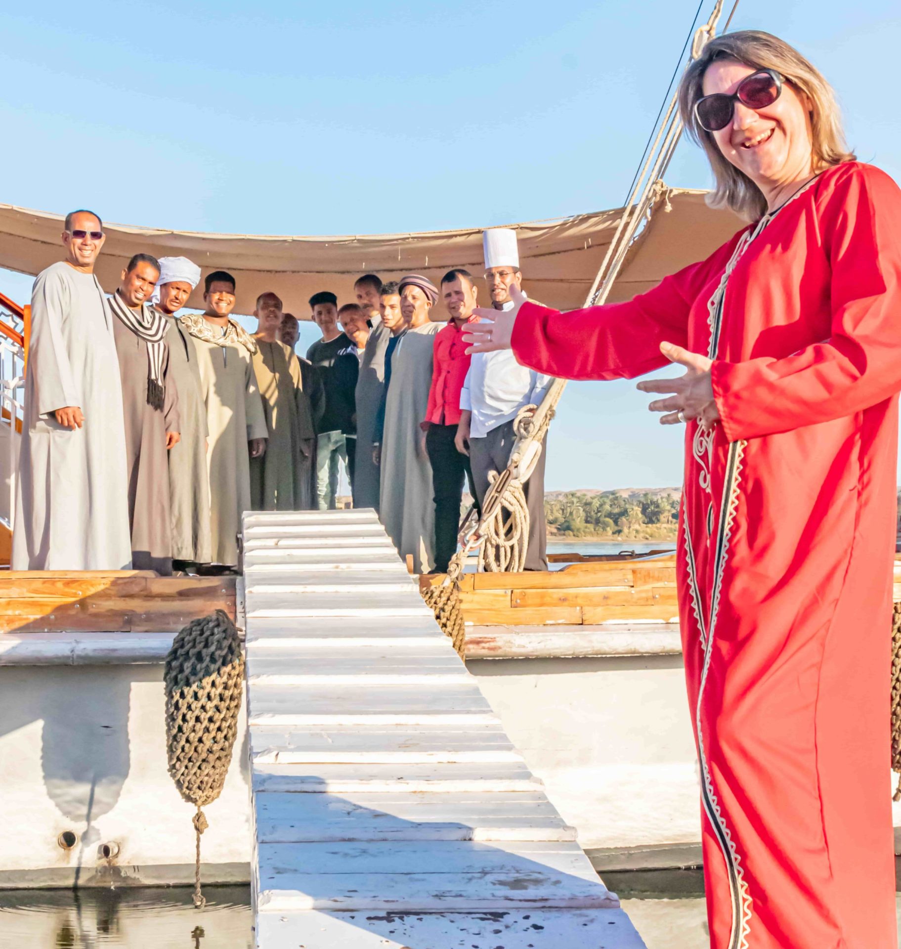 Our values: The owner Katharina and the crew of the Queeny of the Nile