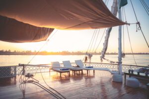 DSC_1946_RE sunset sundeck seating 2025