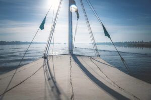 DSC_2036_RE front sun cover nile 2025