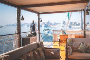 DSC_2166_RE guests tug sundeck 2025