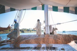 DSC_2417_RE crew working ropes 2025