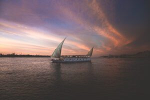 DSC_2967_RE queeny mid far sunset 2025