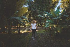 DSC_3041_RE guest canal reaar walking 2025