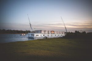 DSC_3433_RE queeny side landed dusk 2025