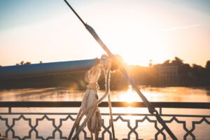 DSC_3502_RE opes railing sunset sundeck closeup 2025
