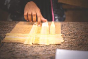 DSC_4770_RE papyrus closeup hands 2025