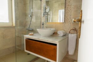 DSC_4901 bathroom 2025